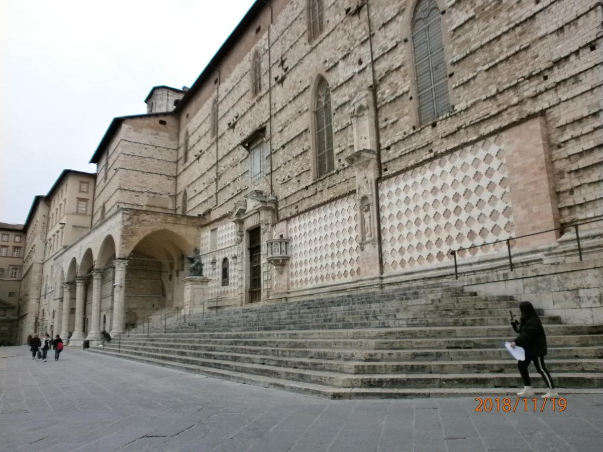 Charming Apartment Tilli With Parking Perugia Exteriör bild