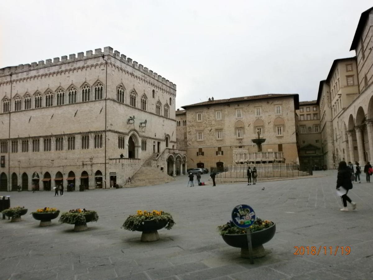 Charming Apartment Tilli With Parking Perugia Exteriör bild